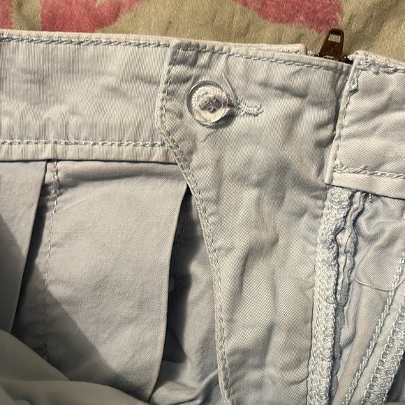 Light blue cheer style pleated miniskirt with back zip and button - Picture 7 of 7